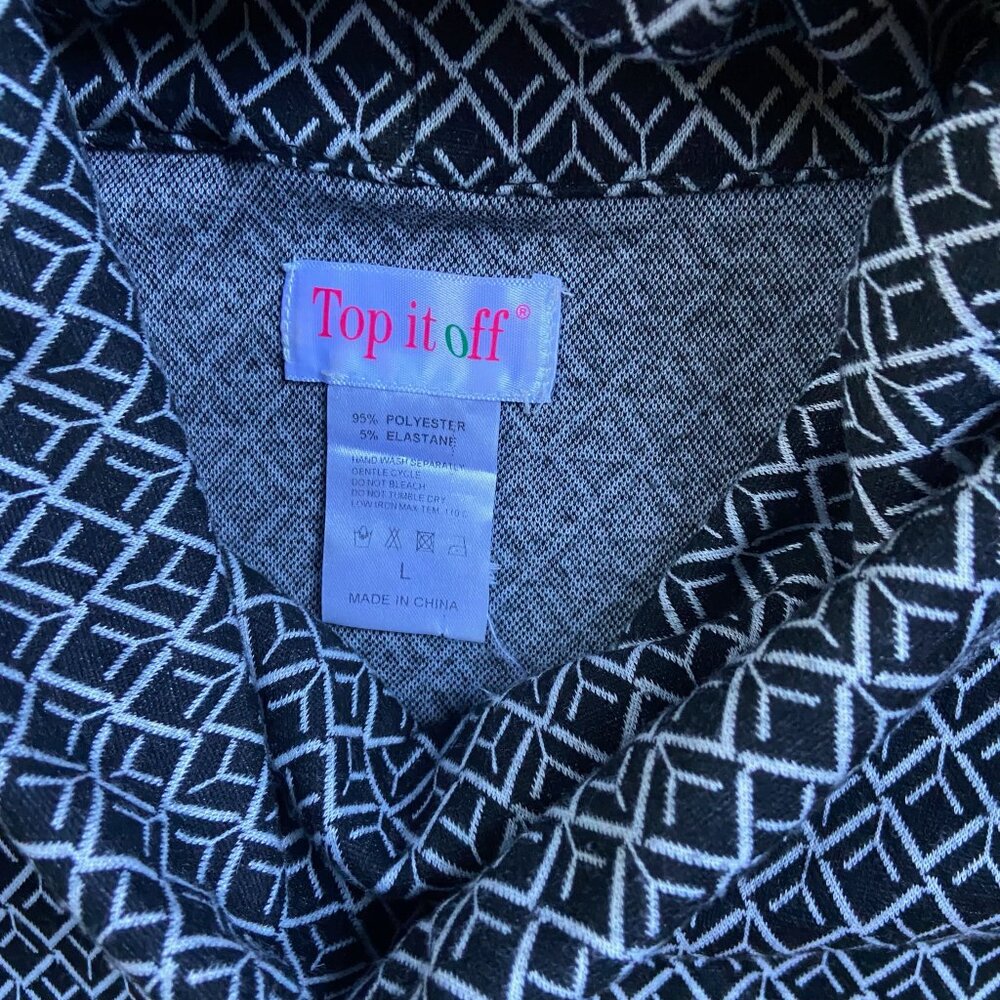 Black & White Geometric Mock-Neck Shift Dress – Women’s Sz L - Picture 3 of 5